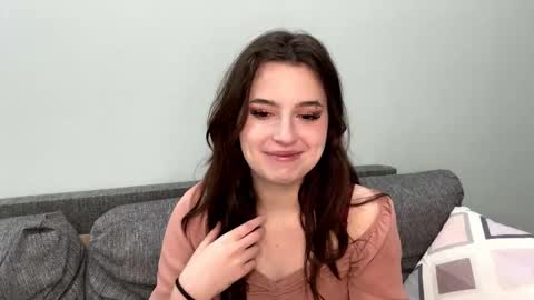 Freya online show from March 15, 6:22 pm