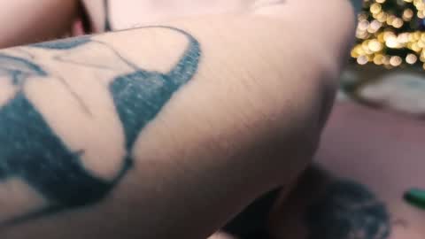 Snapshot of charliestormm chatting on February 5, 10:08 am charliestormm online show from February 5, 10:08 am