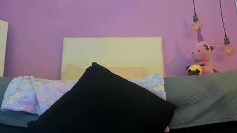 Snapshot of charlotte1117 chatting on October 4, 4:05 pm Char 3 online show from October 4, 4:05 pm