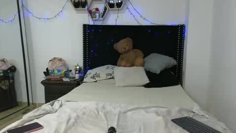 charlotte_027 online show from October 5, 5:27 am