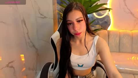 Pretty Charlotte online show from October 24, 1:45 pm