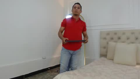 charlottte y dante online show from December 14, 5:24 am