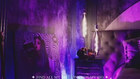 Charlotte online show from April 9, 3:29 pm