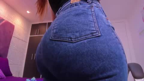 Charlotte Icee online show from December 13, 9:43 pm