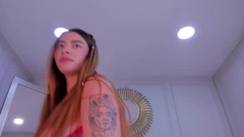 charlottebrownn_ online show from February 20, 6:26 am