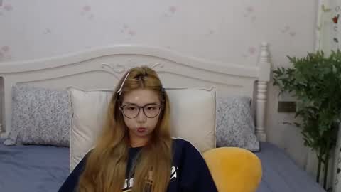 Charlotte online show from October 19, 2:44 pm