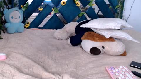 charly_evans60 online show from November 14, 2:36 am