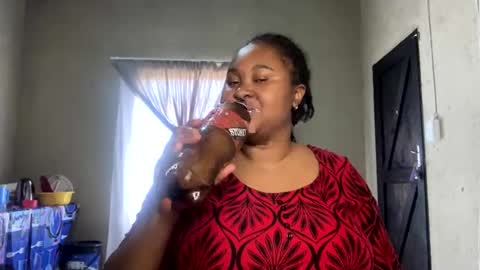 CharmainPhilly25 online show from December 15, 9:16 am