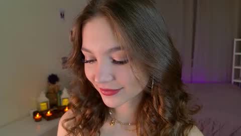 Snapshot of charming_bliss chatting on September 19, 4:00 pm Kaylee online show from September 19, 4:00 pm