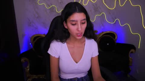 SweetMoco online show from January 30, 10:40 am