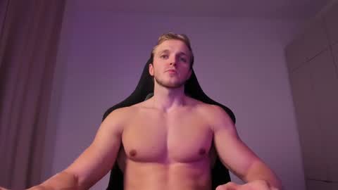 Chase Reed online show from July 10, 9:52 pm