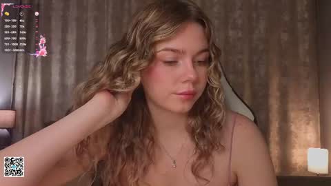 Emilia online show from July 18, 4:25 am