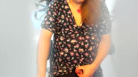 Rosalie online show from October 22, 11:45 am