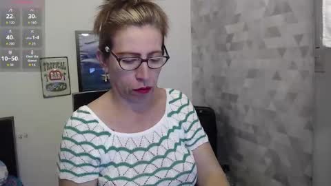 CHAYLA VICTORIA RUIZ  online show from September 9, 10:54 pm