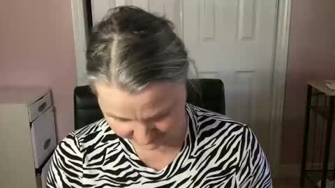 chealsiek online show from March 28, 7:59 pm