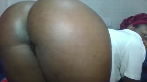 cheeky_charms online show from February 15, 5:00 pm