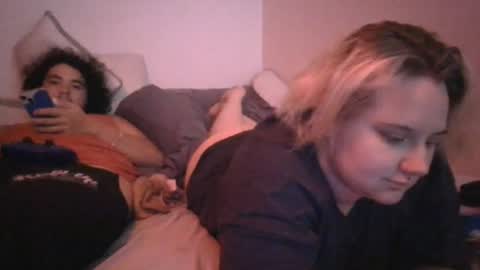 cheekychick420 online show from June 17, 5:56 am
