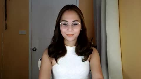 chelly4u69 online show from March 2, 10:55 am