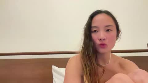 Snapshot of chellybear101 chatting on January 10, 10:06 am chellybear101 online show from January 10, 10:06 am