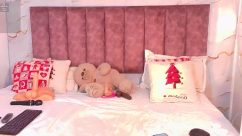   online show from February 2, 7:32 pm