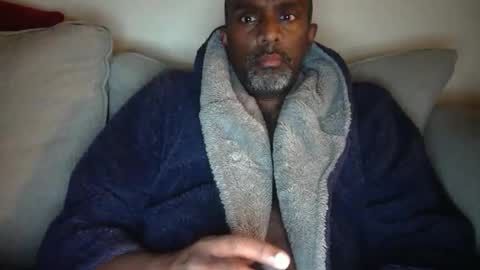 chenthu1979 online show from March 19, 11:48 am