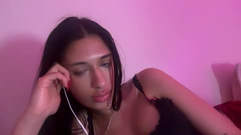 cherliecarmen online show from March 1, 2:15 am