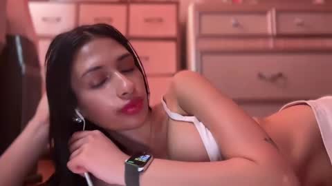 cherliecarmen online show from March 1, 10:21 pm