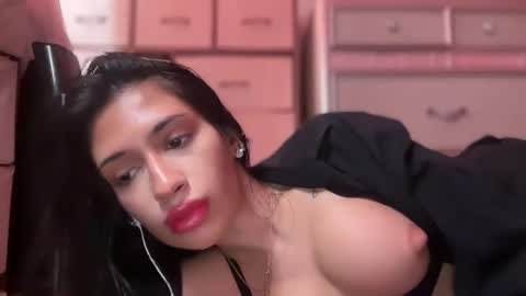 cherliecarmen online show from February 26, 8:04 pm