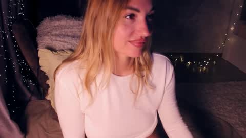 CherryBomb online show from April 25, 5:09 am