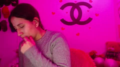 Nezumy Rey  online show from February 6, 7:13 am