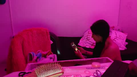 Nezumy Rey  online show from January 24, 4:59 am