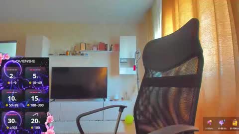 Snapshot of cherry_pie_69 chatting on September 21, 8:29 am mayra online show from September 21, 8:29 am