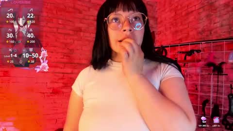 Snapshot of cherry_xoxx chatting on October 4, 11:30 am     online show from October 4, 11:30 am