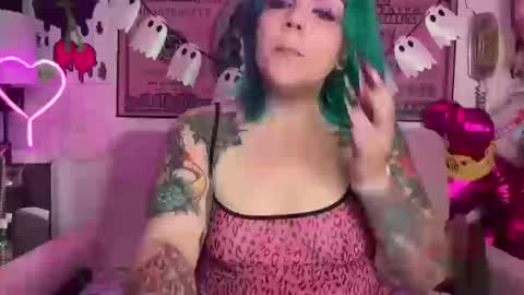 CherryBombBomb online show from October 12, 4:16 am