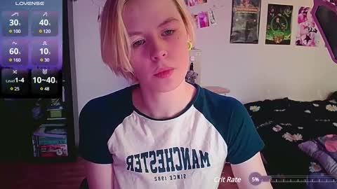 cherrybaby_0 online show from December 6, 9:05 am