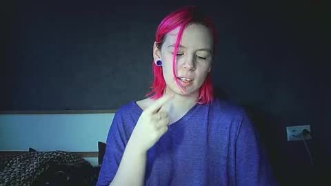 cherrybaby_0 online show from December 3, 10:38 am