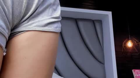 cherryblobble online show from January 18, 7:59 am