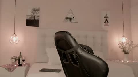 Cherry Lady online show from February 14, 7:02 pm