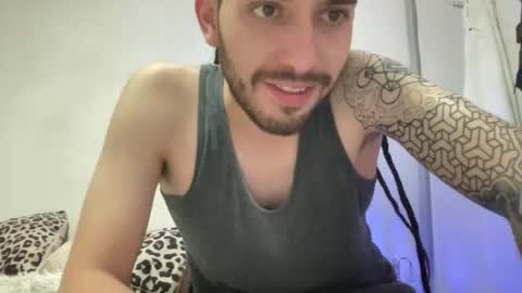 CherryCatCup online show from April 14, 9:23 am