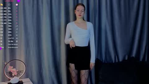 Loise online show from March 14, 5:28 pm