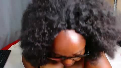 cherryyummy69 online show from December 15, 9:03 am