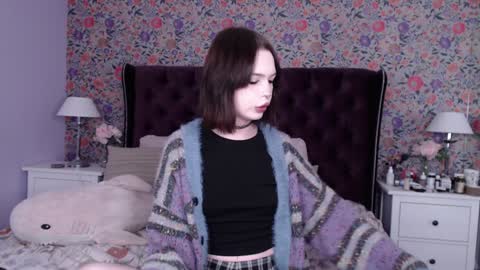 amelia online show from January 3, 3:44 pm