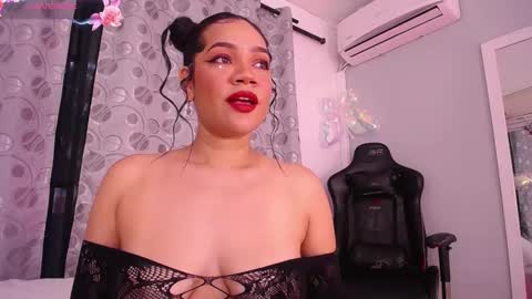 cherylfoster_ online show from March 5, 8:53 pm