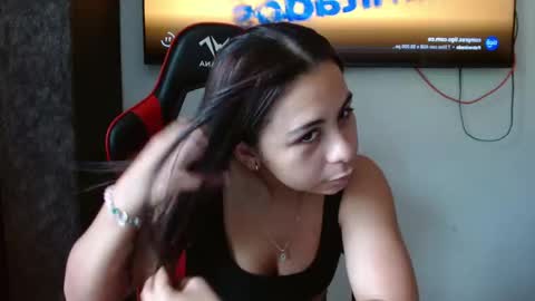 Snapshot of chiara_20 chatting on September 11, 5:47 pm Airam online show from September 11, 5:47 pm