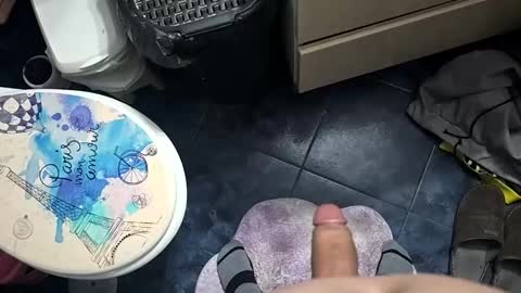 chicocaliente9301 online show from February 12, 6:55 pm