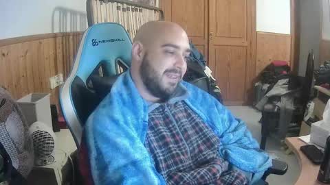 chicomallorca96 online show from February 4, 10:32 am