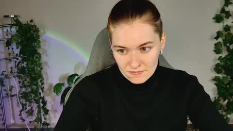 Bella online show from April 19, 5:19 am