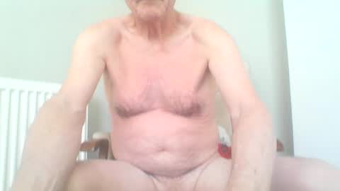 chipper341596 online show from January 3, 12:07 pm