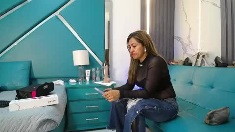 Chloe  online show from April 13, 12:42 pm