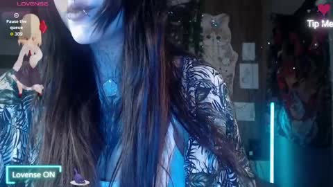chloe_crystall_killer online show from May 1, 10:09 am